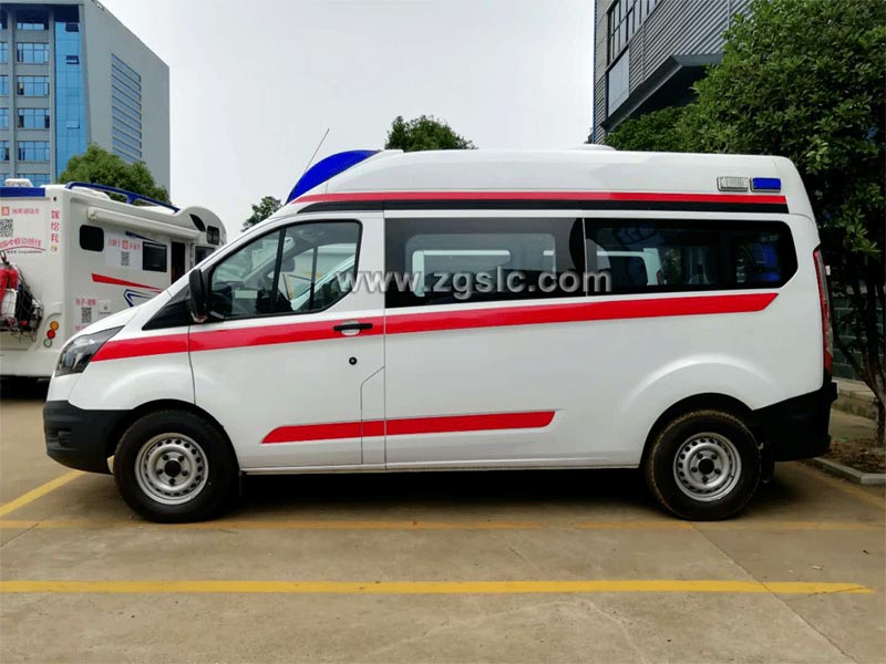 國五福特新全順V362救護車（柴油版）_國五福特新全順V362救護車（柴油版）供應(yīng)商