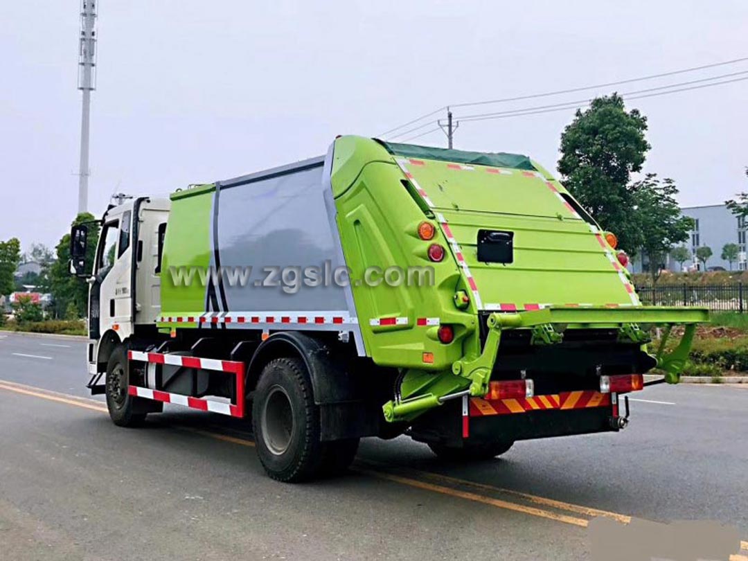 解放壓縮垃圾車跟東風(fēng)壓縮垃圾車，哪個好